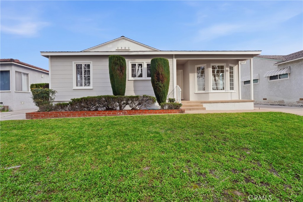 2917 Del Amo Boulevard