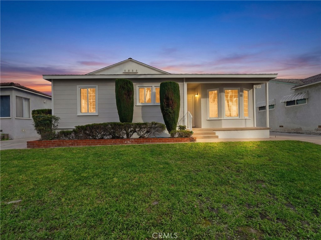 2917 Del Amo Boulevard