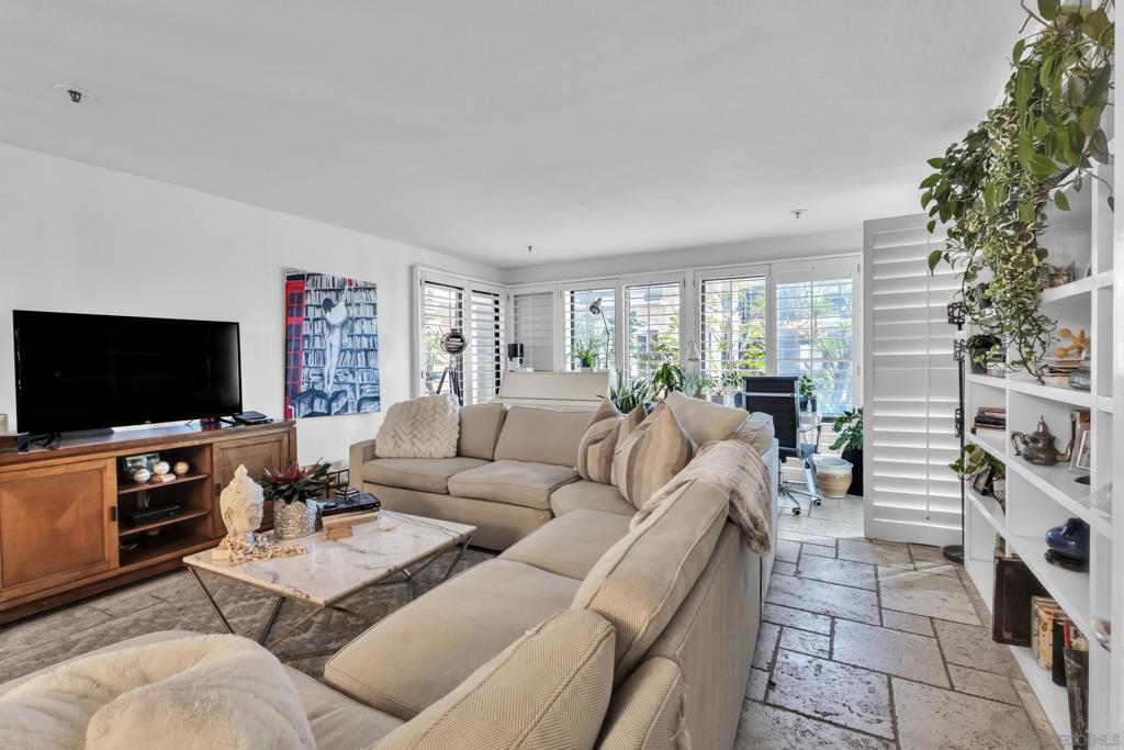 La Jolla - Residential Lease