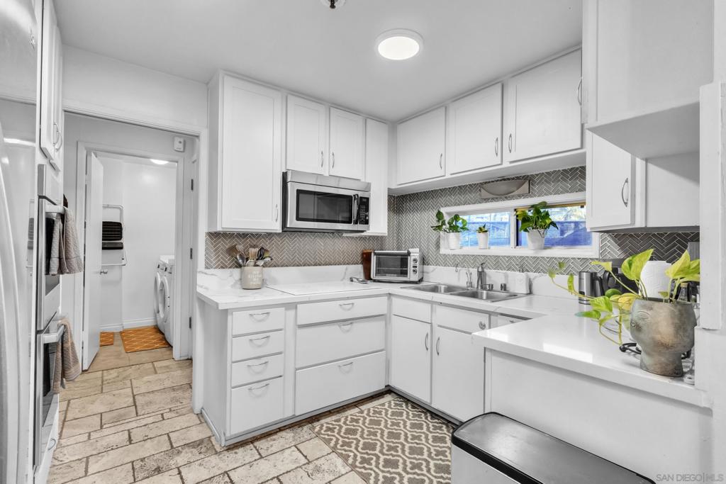 La Jolla - Residential Lease