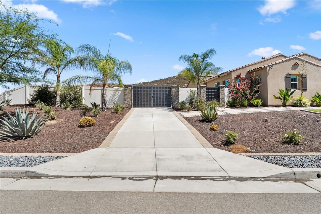 32732 Hayden Rd.