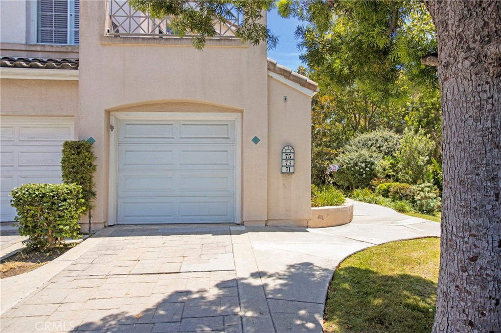 75 Shorebreaker Drive