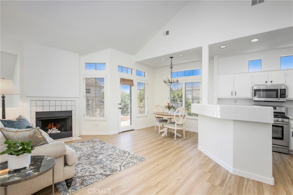 75 Shorebreaker Drive