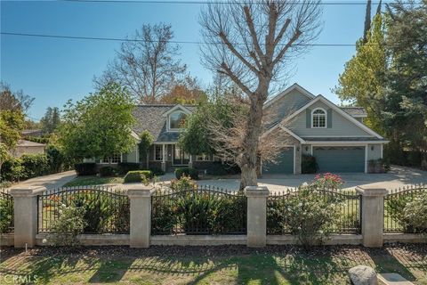 Photo of 22944 Califa Street, Woodland Hills, CA 91367 (MLS # SR26025377)