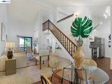 Photo of 886 Walnut Ave AVE, Fremont, CA 94536 (MLS # 41143118)