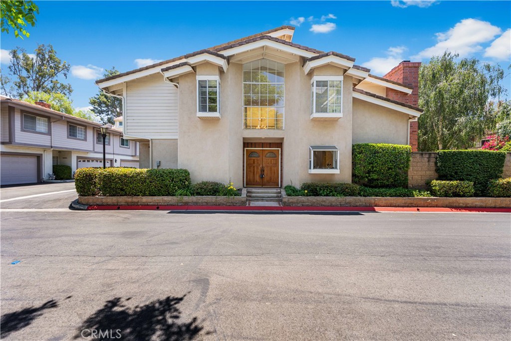 7 Greenmeadow Drive