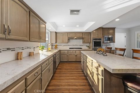 16550 Redwood Fountain Valley CA 92708