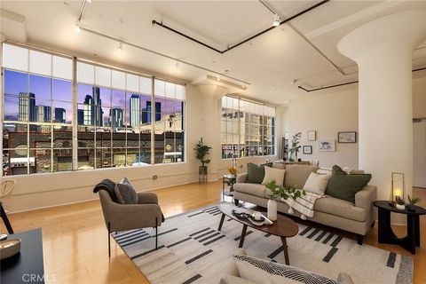 Photo of 420 S San Pedro Street #211, Los Angeles, CA 90013 (MLS # GD25120416) Photo of 420 S San Pedro Street #211, Los Angeles, CA 90013 (MLS # GD25120416)
