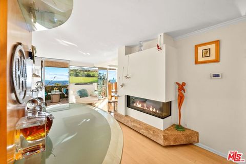 Photo of 1230 Horn Avenue #624, West Hollywood, CA 90069 (MLS # 25630579)