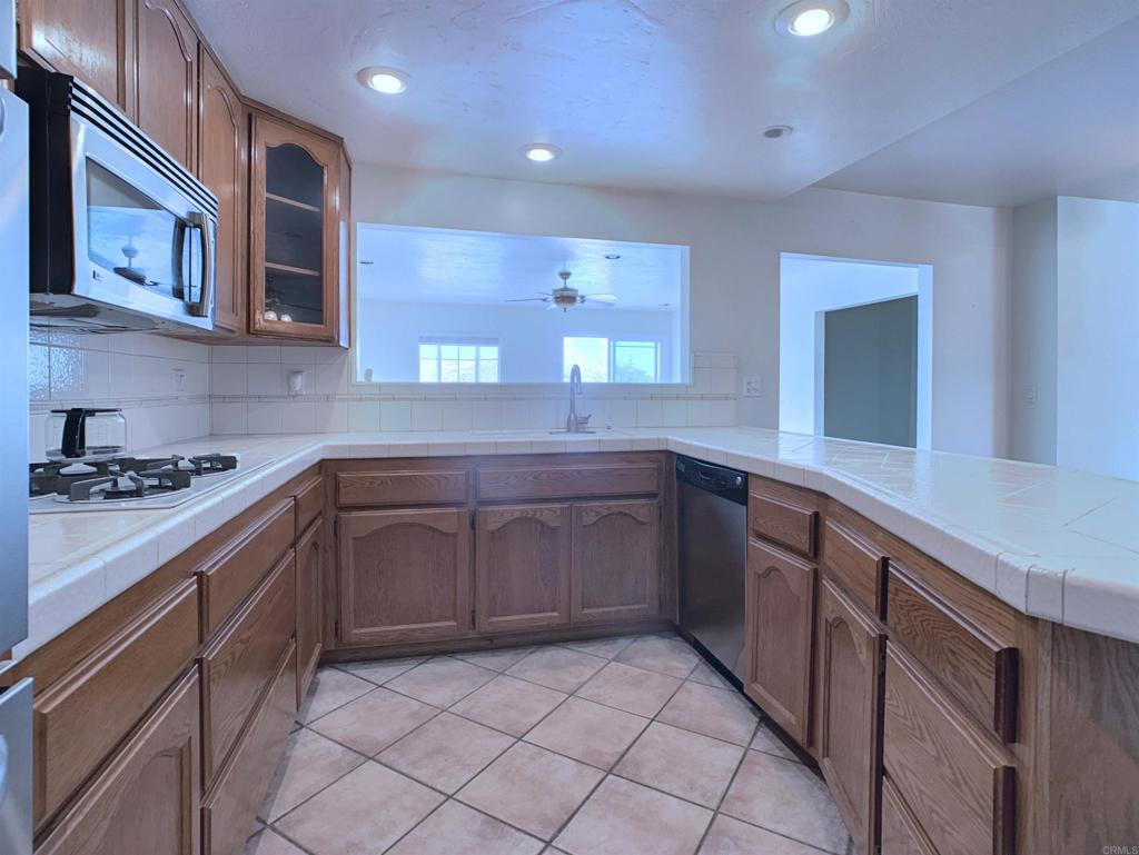 12532 Ridgeton Dr