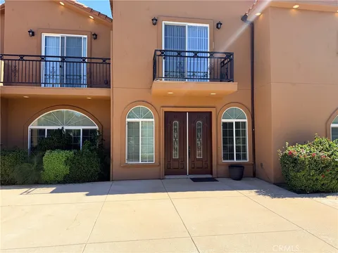 MLS: OC26025809