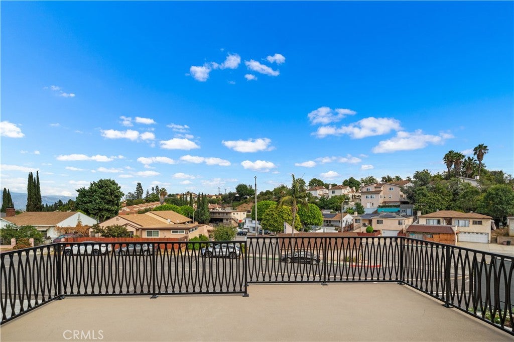 517 S Ramona