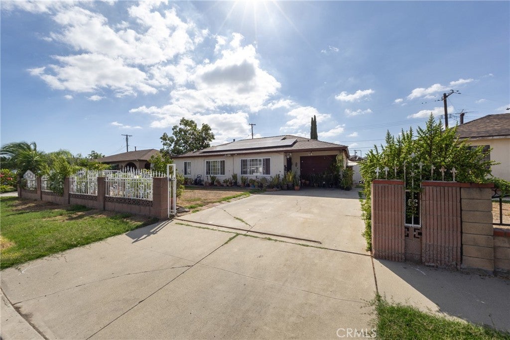 13677 Carfax Avenue