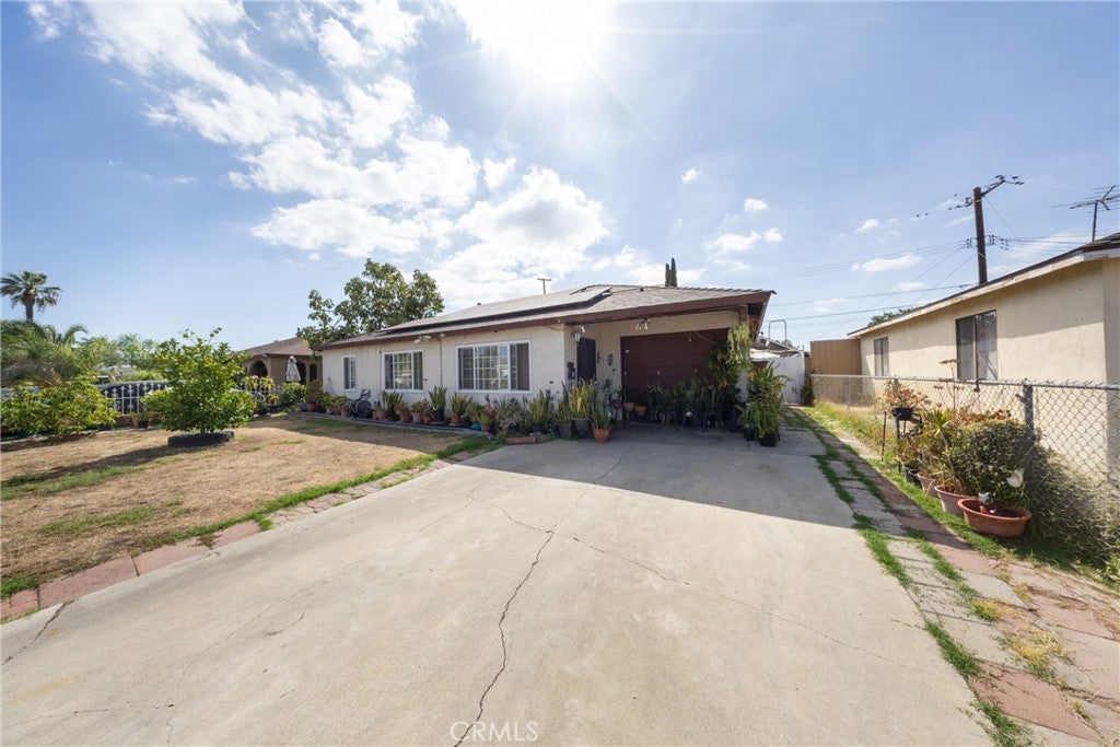 13677 Carfax Avenue