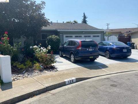 Photo of 126 PEONY CT, Fremont, CA 94538 (MLS # 41151867)