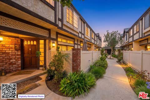 Photo of 20737 Roscoe Boulevard #704, Winnetka, CA 91306 (MLS # 26839989)