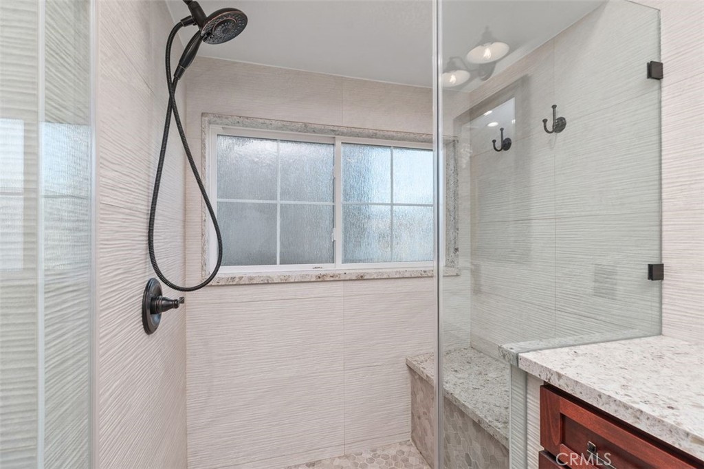 Laurelwood (LRWD) - Residential