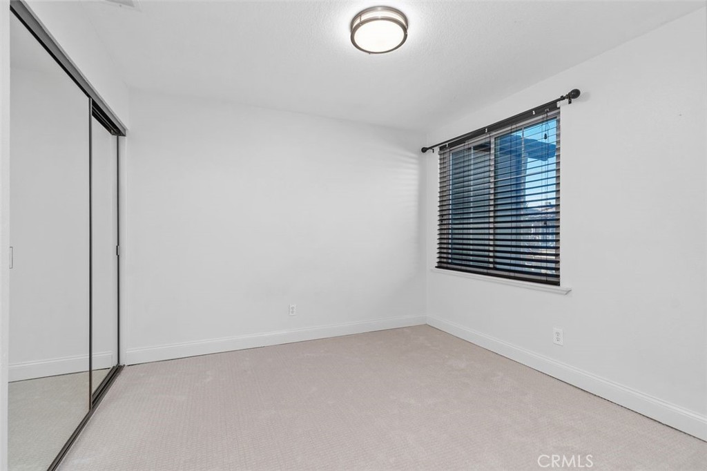 Laurelwood (LRWD) - Residential