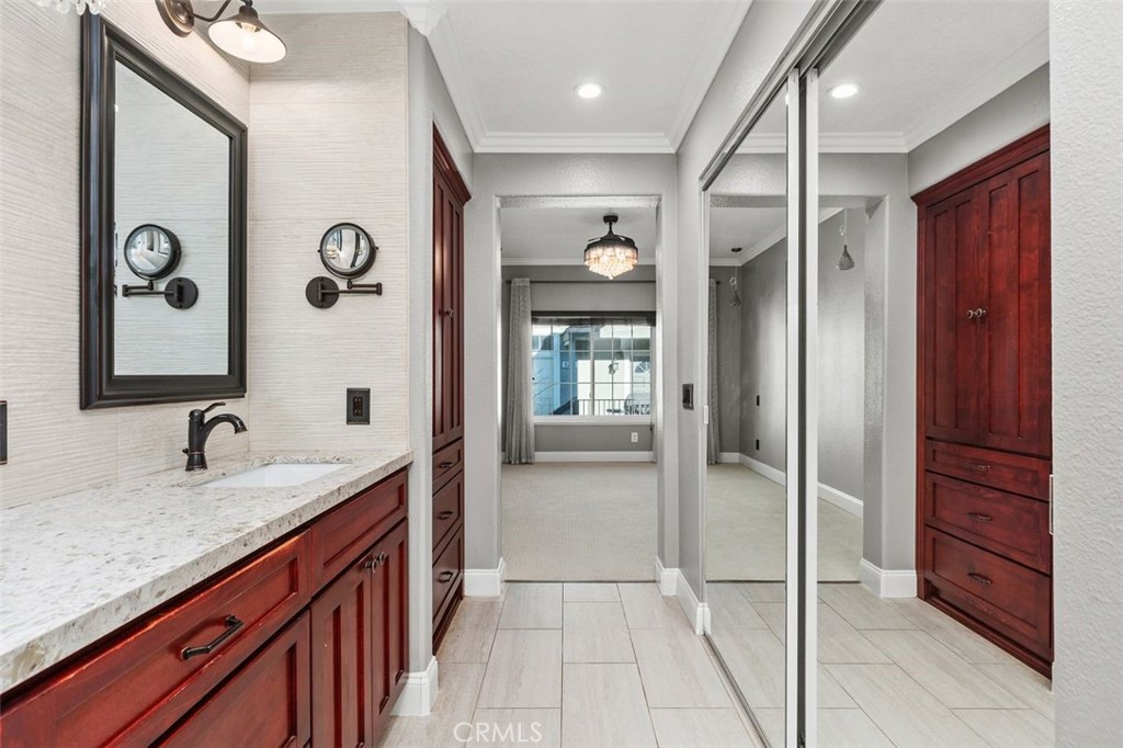 Laurelwood (LRWD) - Residential