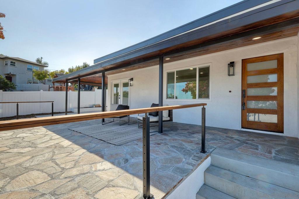 2108 El Prado Ave