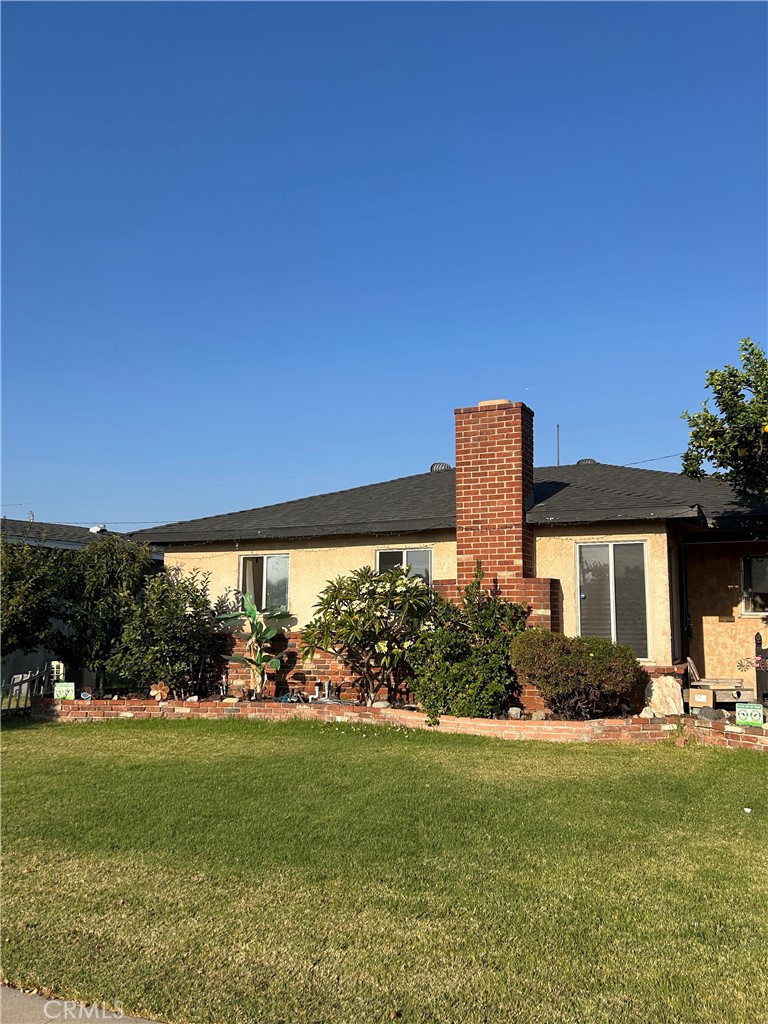 Don’t miss this exciting opportunity in North Long Beach! This 3-bedroom, 1-bath home is brimming with potential and just waiting for your personal touch. Major updates have already been done for you, including a brand-new roof and new plumbing, giving you peace of mind as you focus on making it your own. Enjoy sunny California days in the sparkling backyard pool—perfect for relaxing or entertaining. With its prime location and solid upgrades, this home is a hidden gem ready to shine.