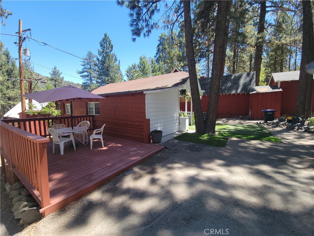 1494 Laura Street