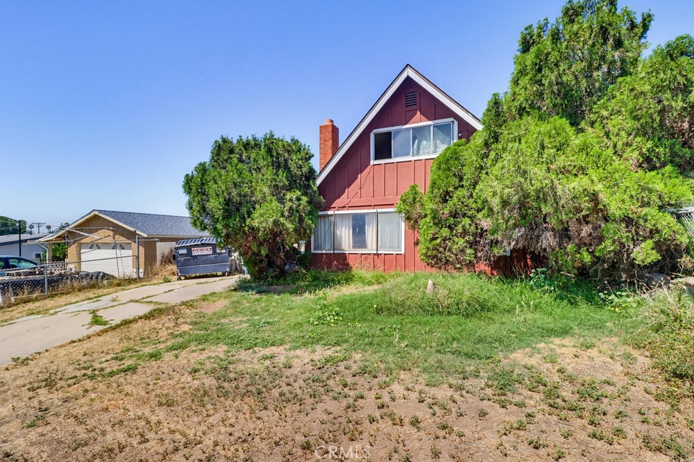 736 Sacramento