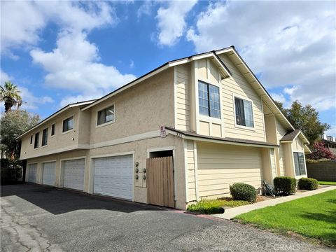 Photo of 326 W 9th Street #B, Upland, CA 91786 (MLS # CV26083572)