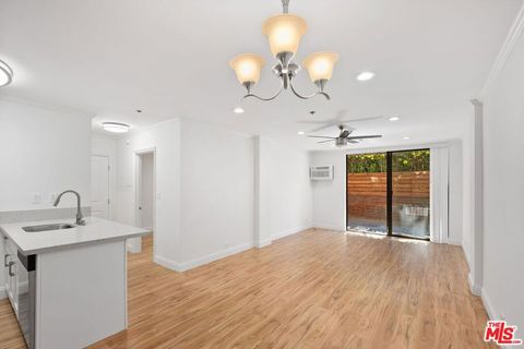 Tiny photo for 1440 VETERAN Avenue #102, Los Angeles, CA 90024 (MLS # 26840703)