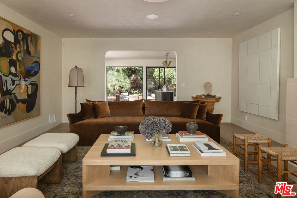 1364 Londonderry Place