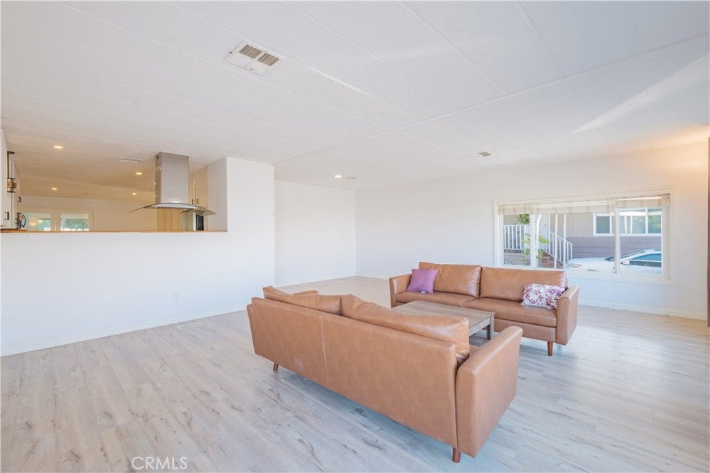 2550 pacific coast hwy 206