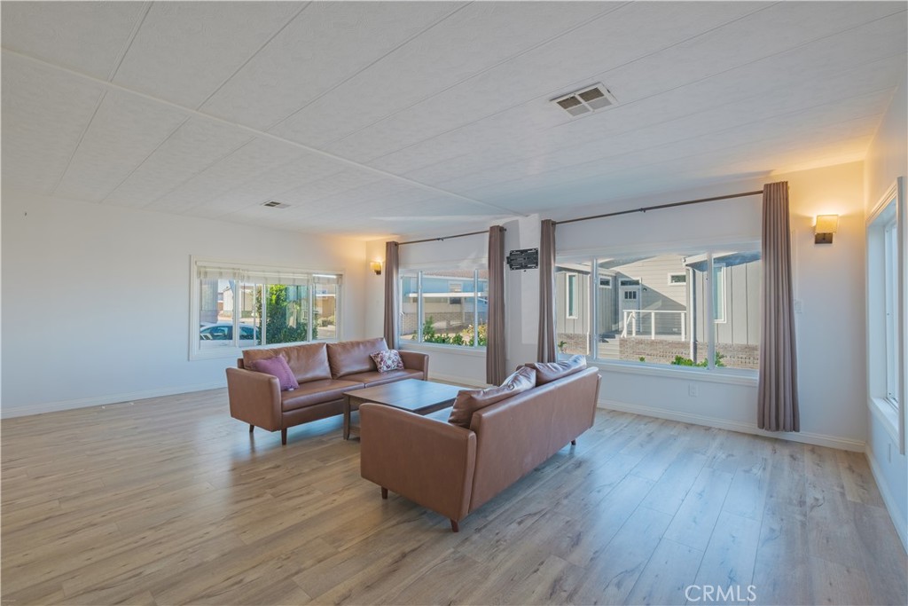 2550 pacific coast hwy 206