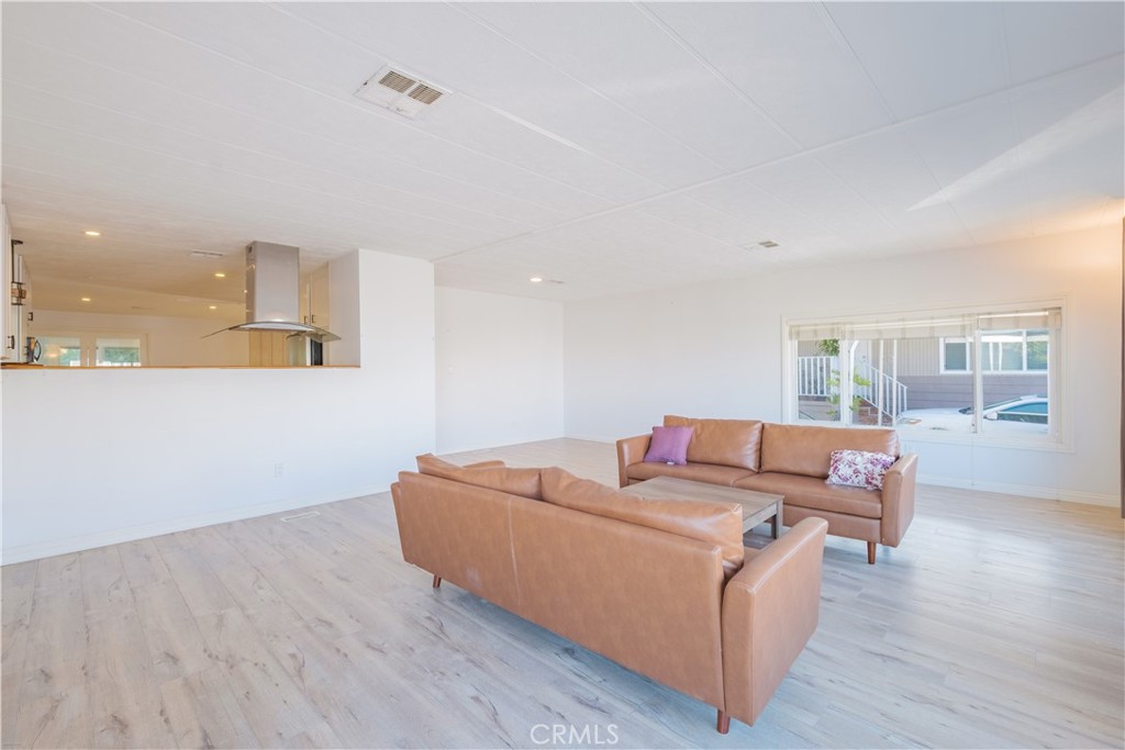 2550 pacific coast hwy 206