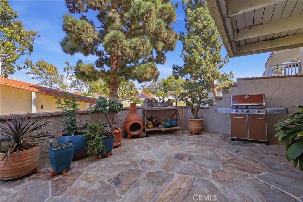 438 Vista Parada, Newport Beach CA 92660 - Photo 14