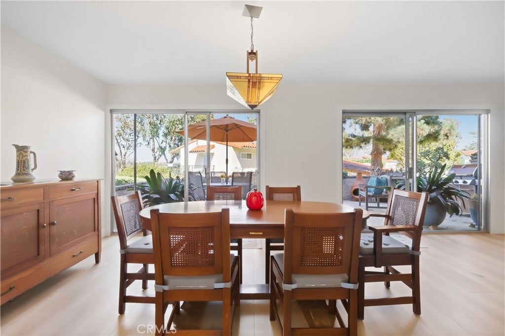 438 Vista Parada, Newport Beach CA 92660 - Photo 12