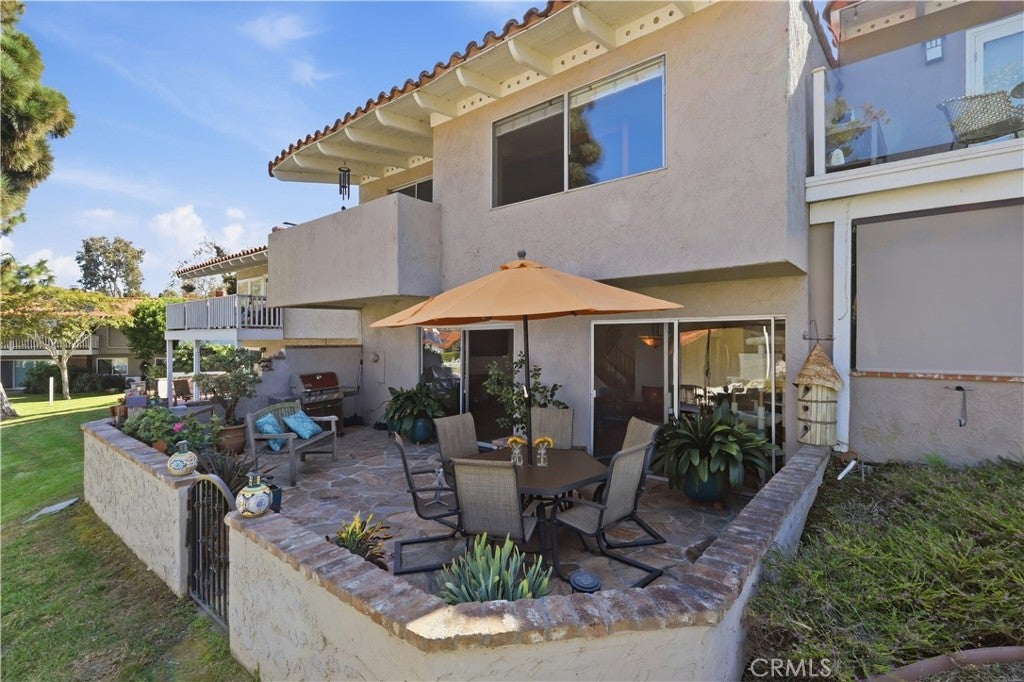438 Vista Parada, Newport Beach CA 92660 - Photo 16