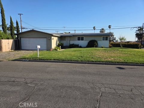 Photo of 9579 Hampshire St, Rancho Cucamonga, CA 91730 (MLS # CV26064201)
