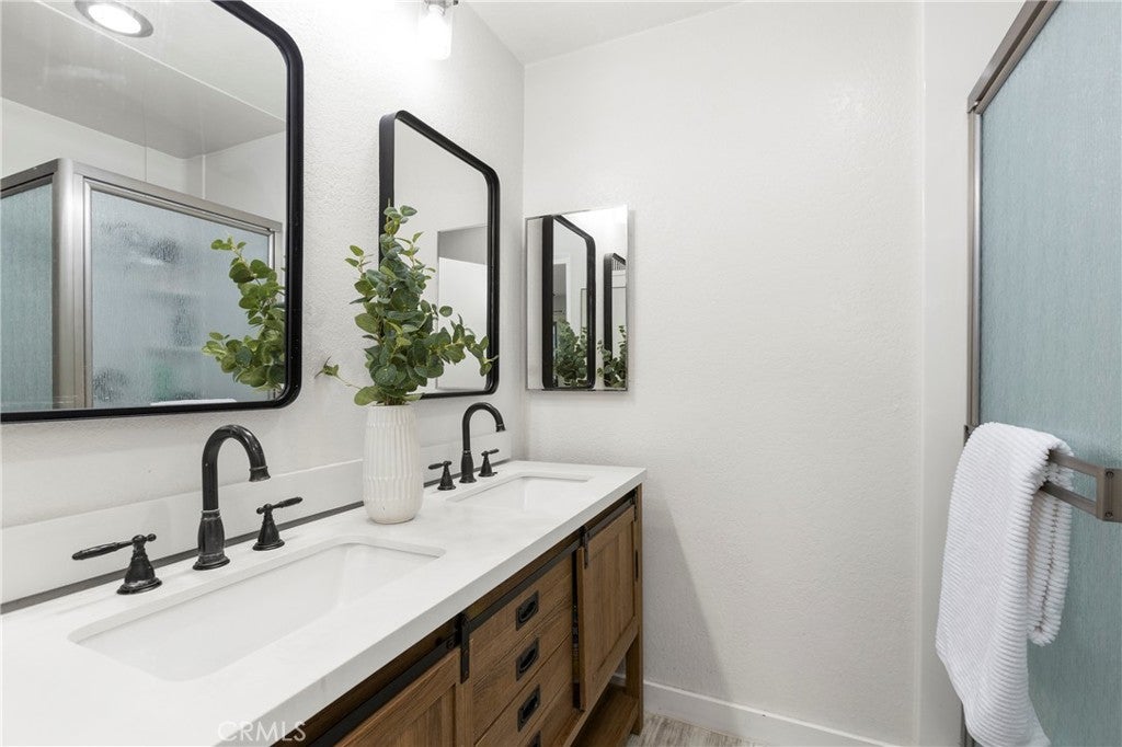 4206 Apricot 4206, Irvine CA 92618 - Photo 17