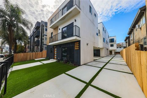 Photo of 1239 N Orange Drive #1237 1/2, Los Angeles, CA 90038 (MLS # BB26092917)