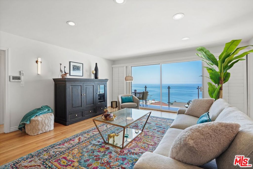 18203 Coastline Drive 4