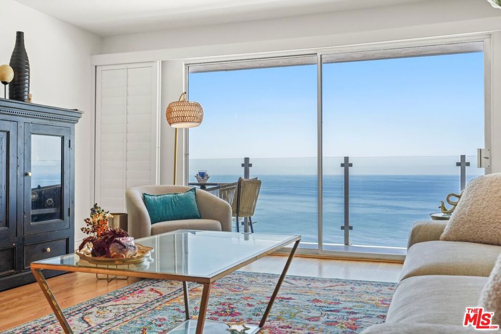 18203 Coastline Drive