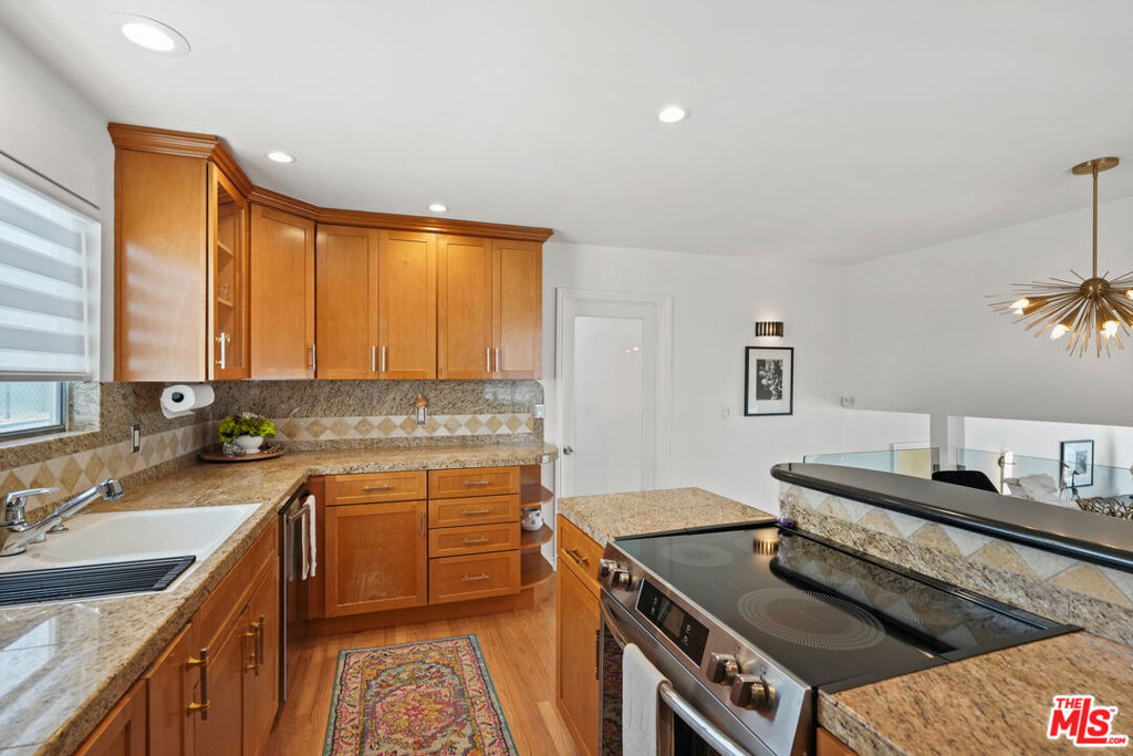 18203 Coastline Drive 4