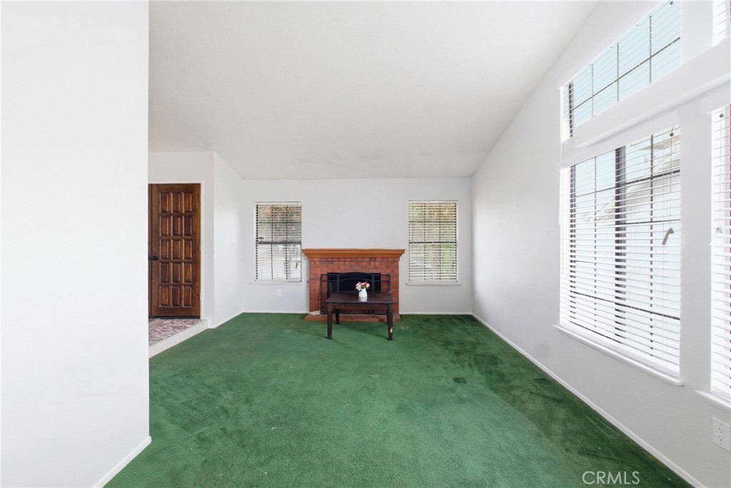 23886 Pine Field