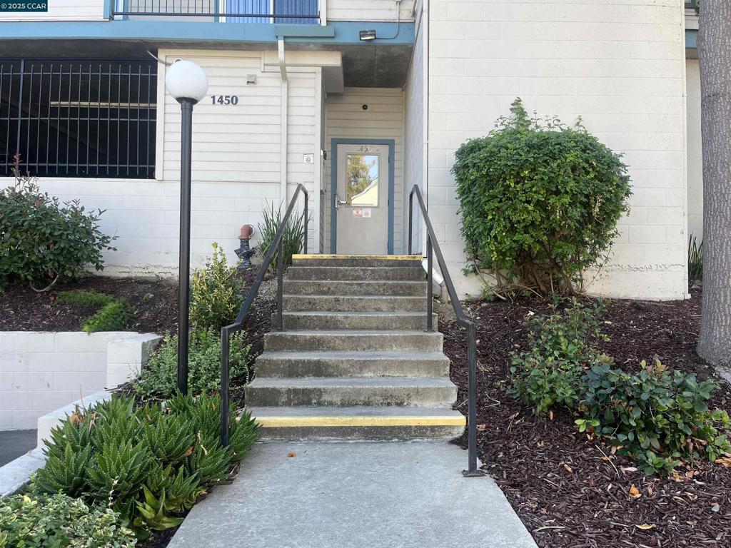 GALINDO CREEK - Residential