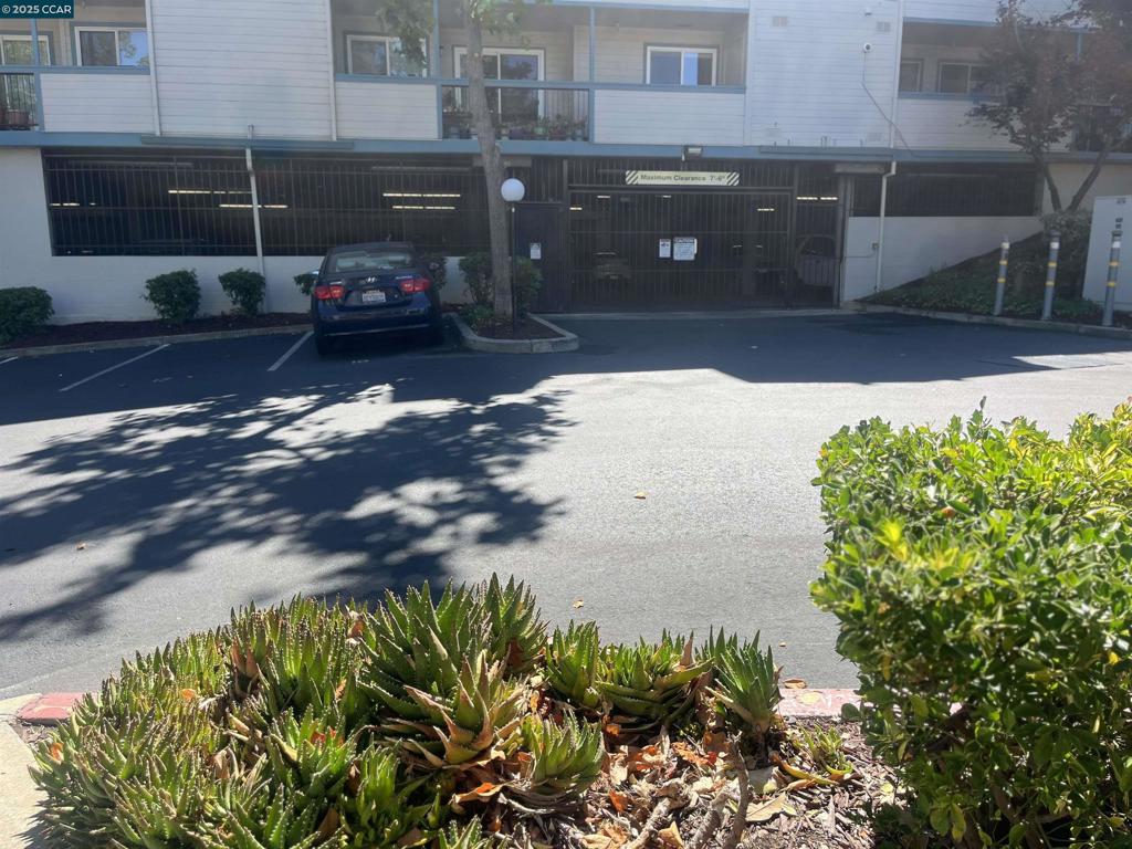 GALINDO CREEK - Residential
