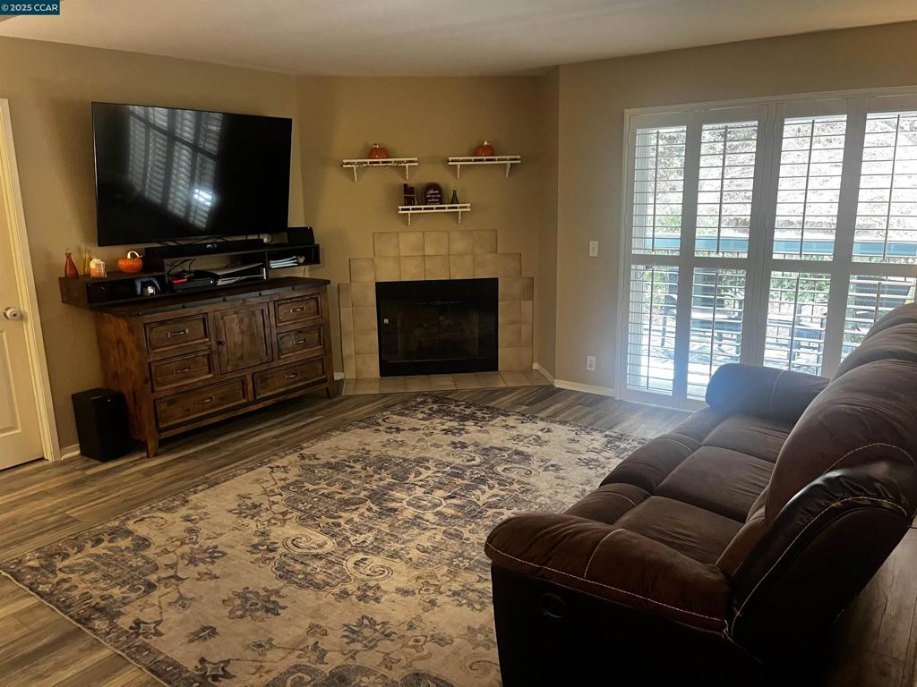 GALINDO CREEK - Residential