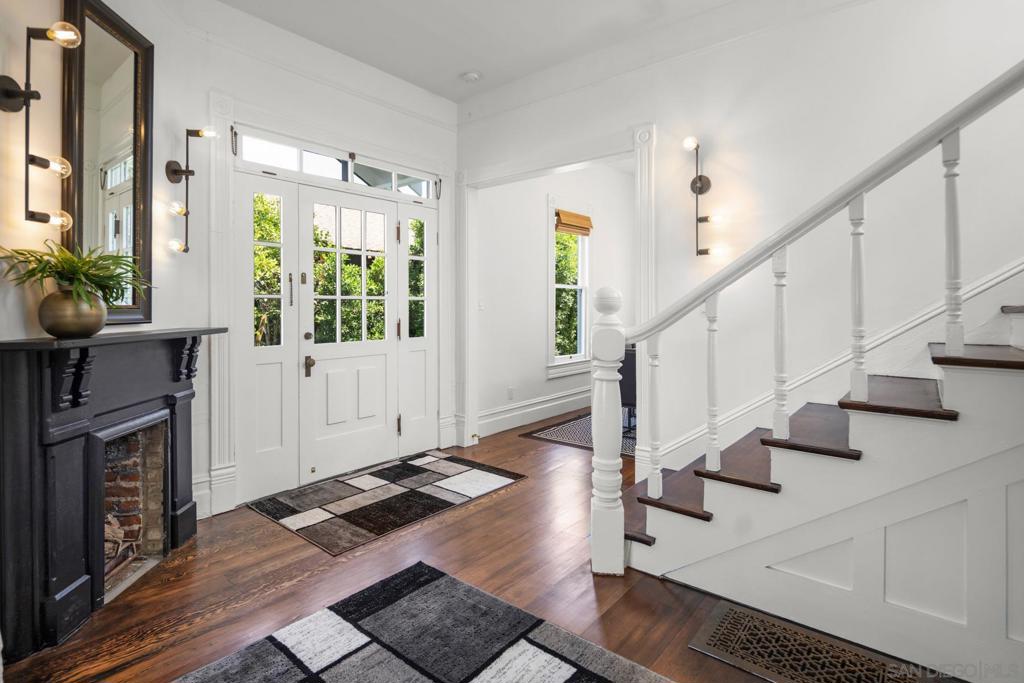 Coronado Village - Residential Lease