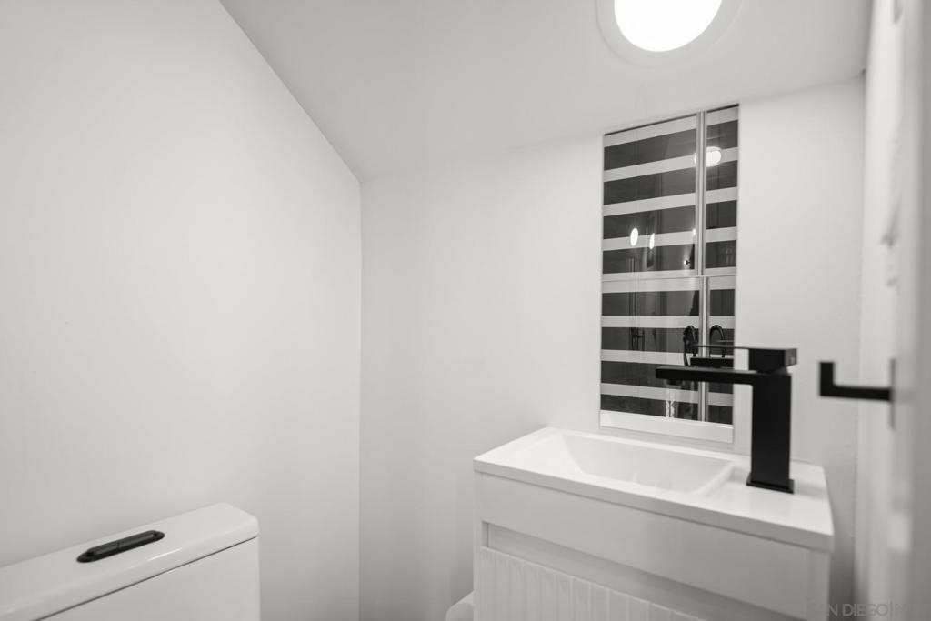 Coronado Village - Residential Lease