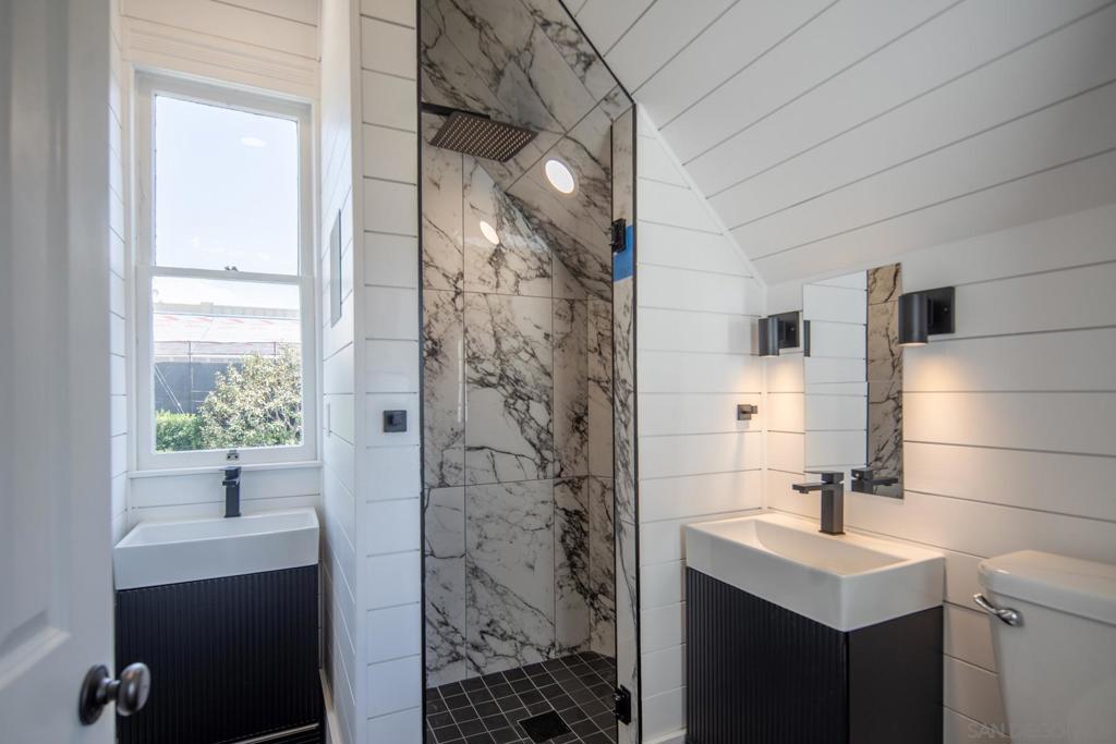 Coronado Village - Residential Lease