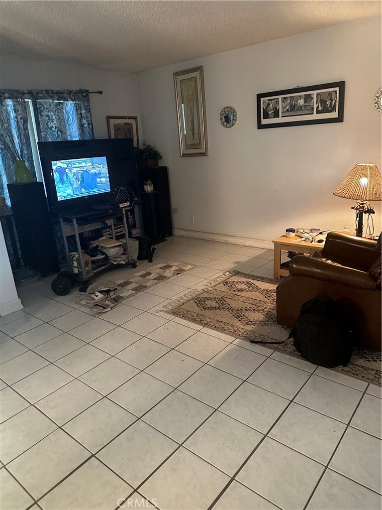2447 Huntington